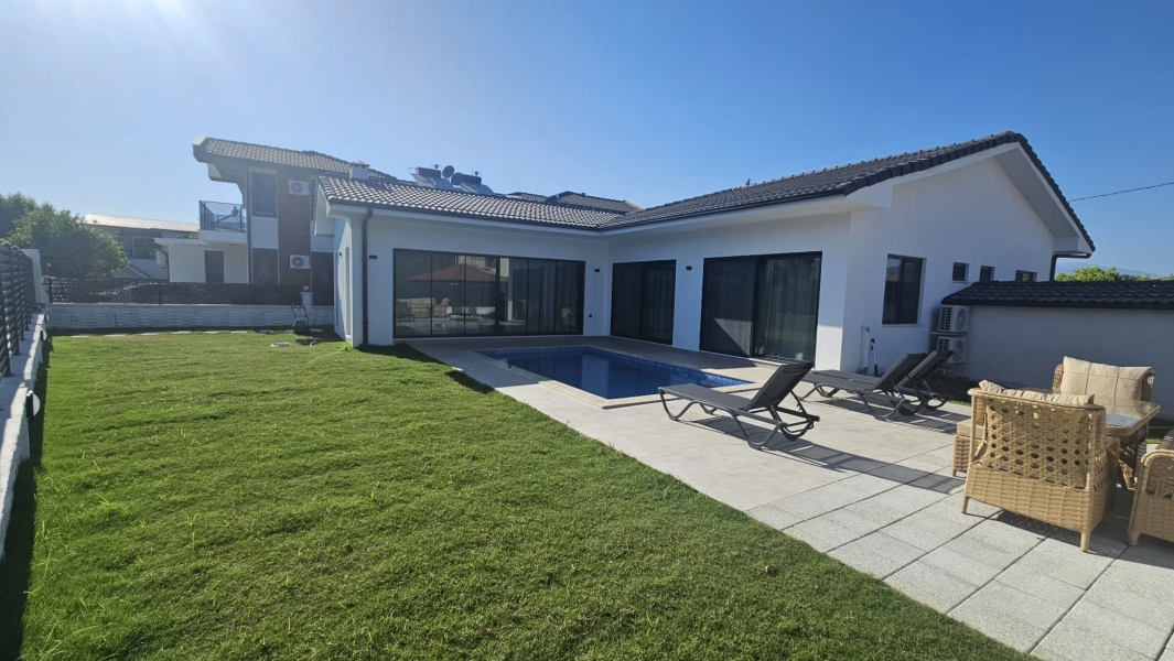 Villa Lavinya 1